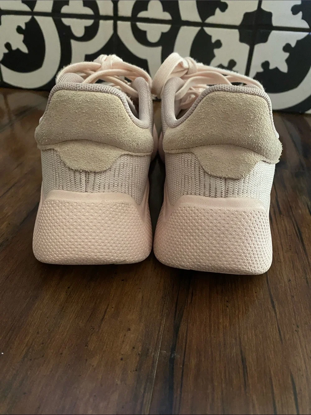 adidas Women’s Light Pink Athletic Sneakers